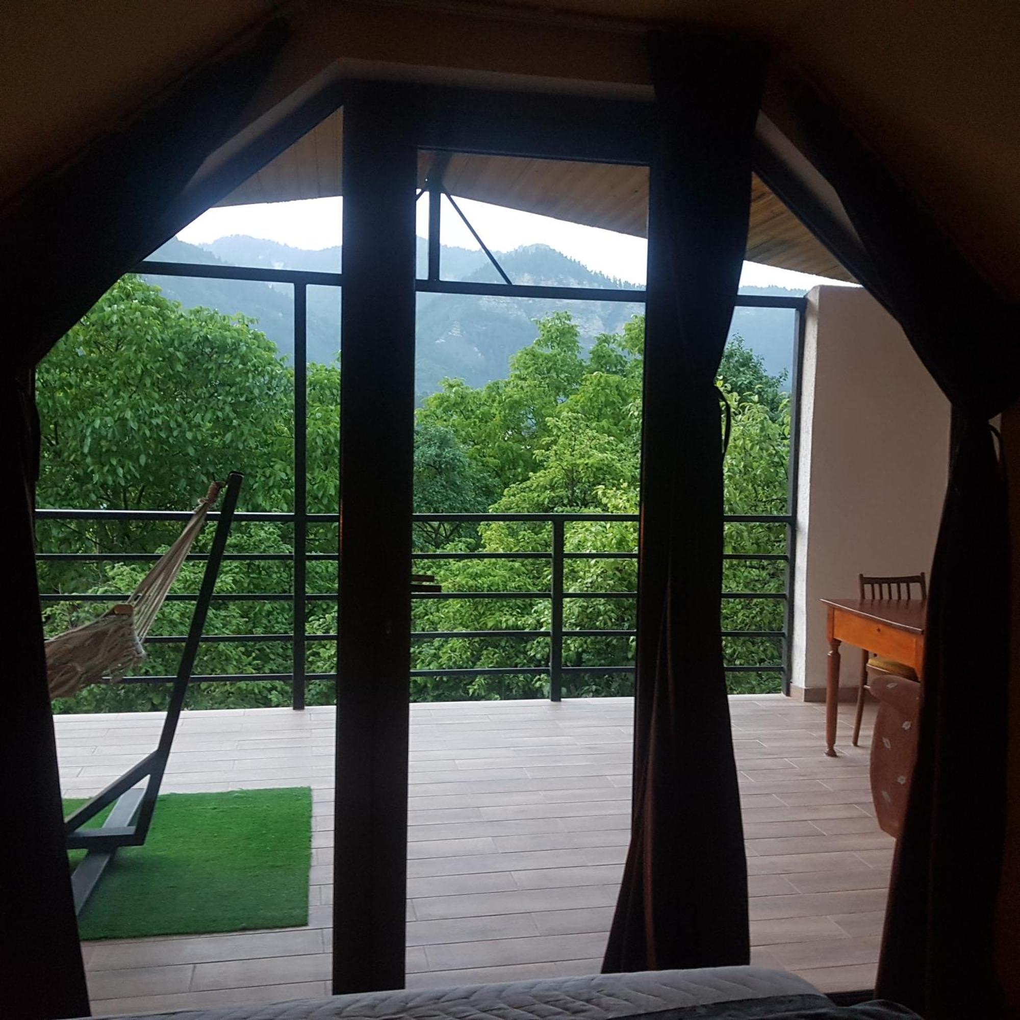 Guest House Sando 博尔若米 外观 照片